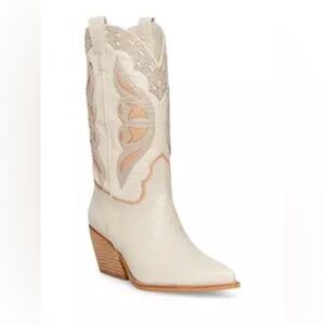Steve Madden Wynter Embossed Pointed Toe Western Boots